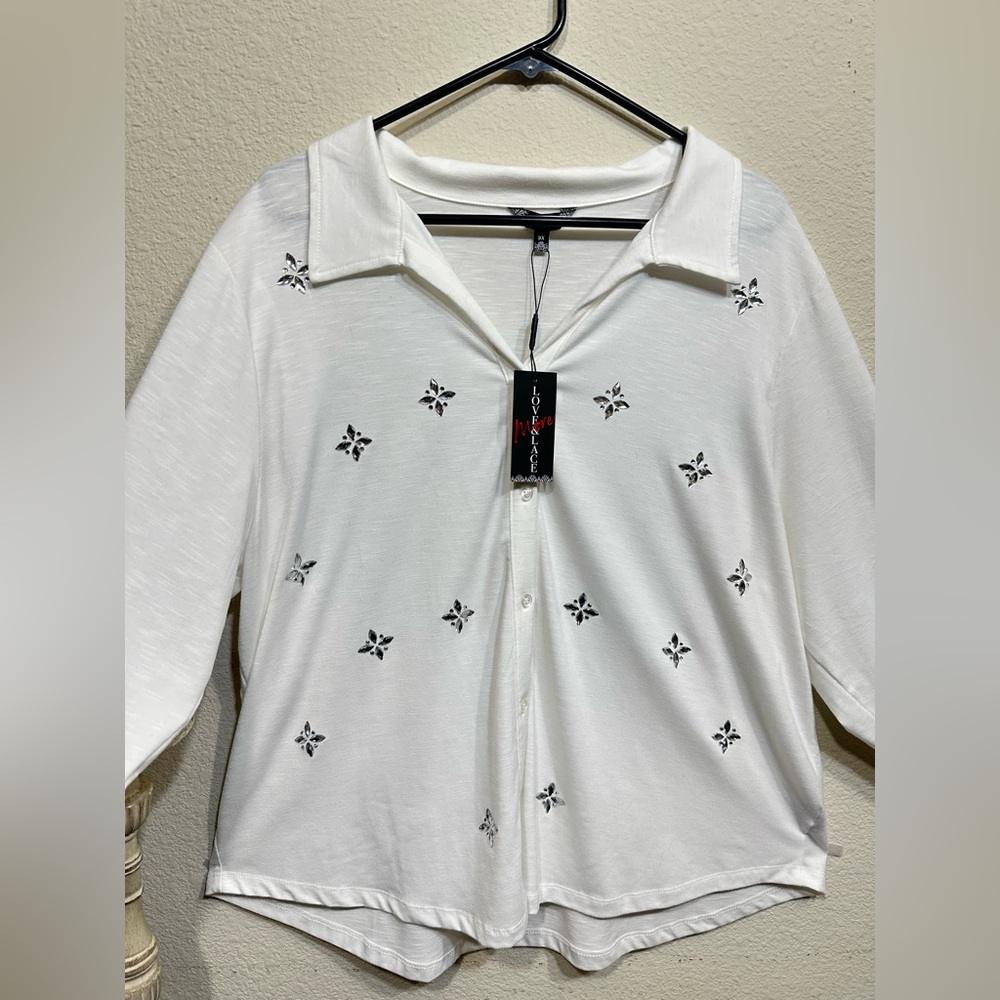 More Love & Lace -  plus size, Embellished White Collared Top – Size 3X (NEW)
